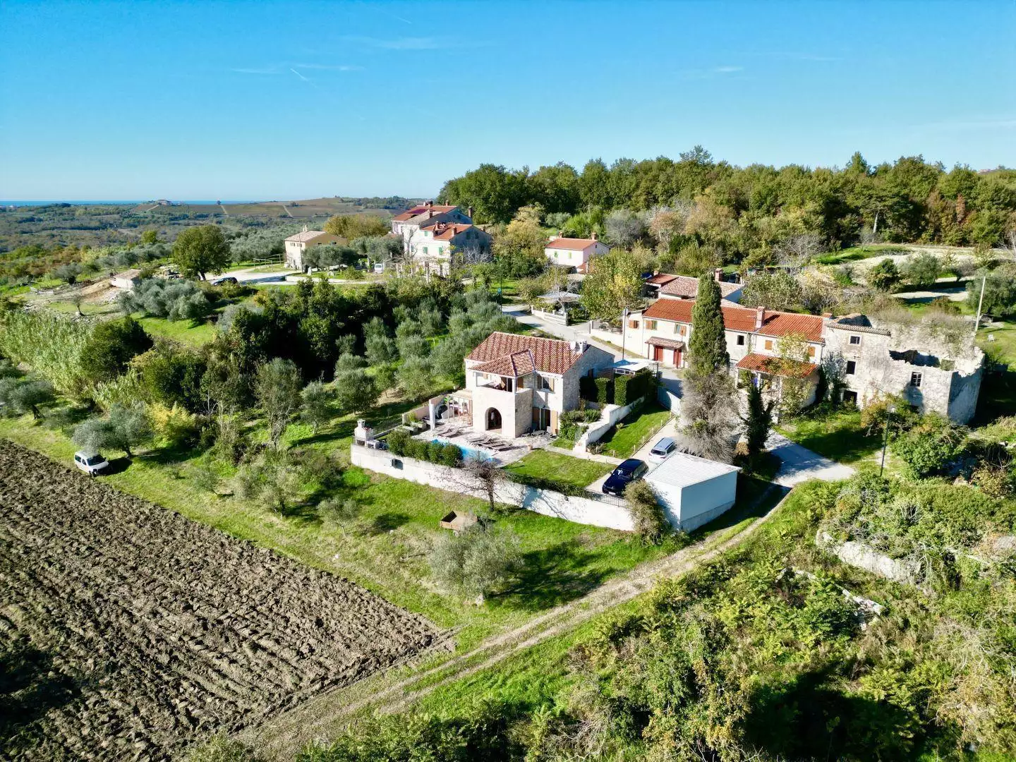 Вилла 200м² в Хорватии, Буе. Стоимостью 620000€ аренда фото-5