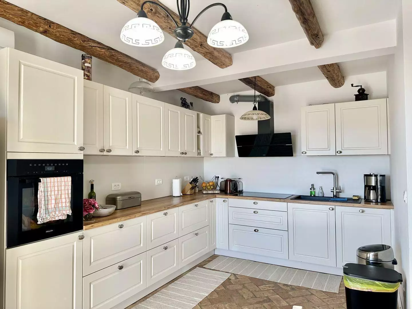 Вилла 200м² в Хорватии, Буе. Стоимостью 620000€ аренда фото-11