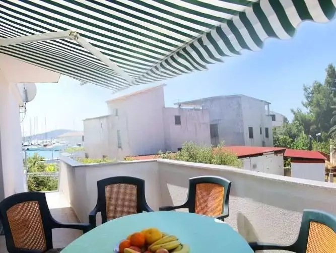 Отель, гостиница 239м² в Хорватии, Рогозница. Стоимостью 770000€ аренда фото-7