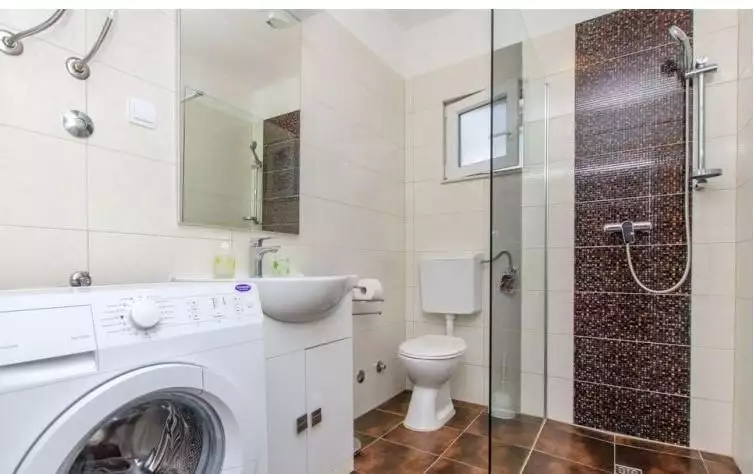 Отель, гостиница 239м² в Хорватии, Рогозница. Стоимостью 770000€ аренда фото-20