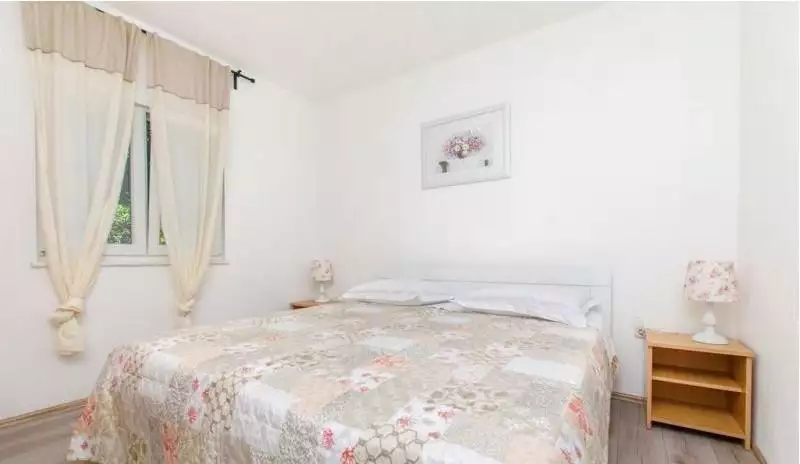 Отель, гостиница 239м² в Хорватии, Рогозница. Стоимостью 770000€ аренда фото-21