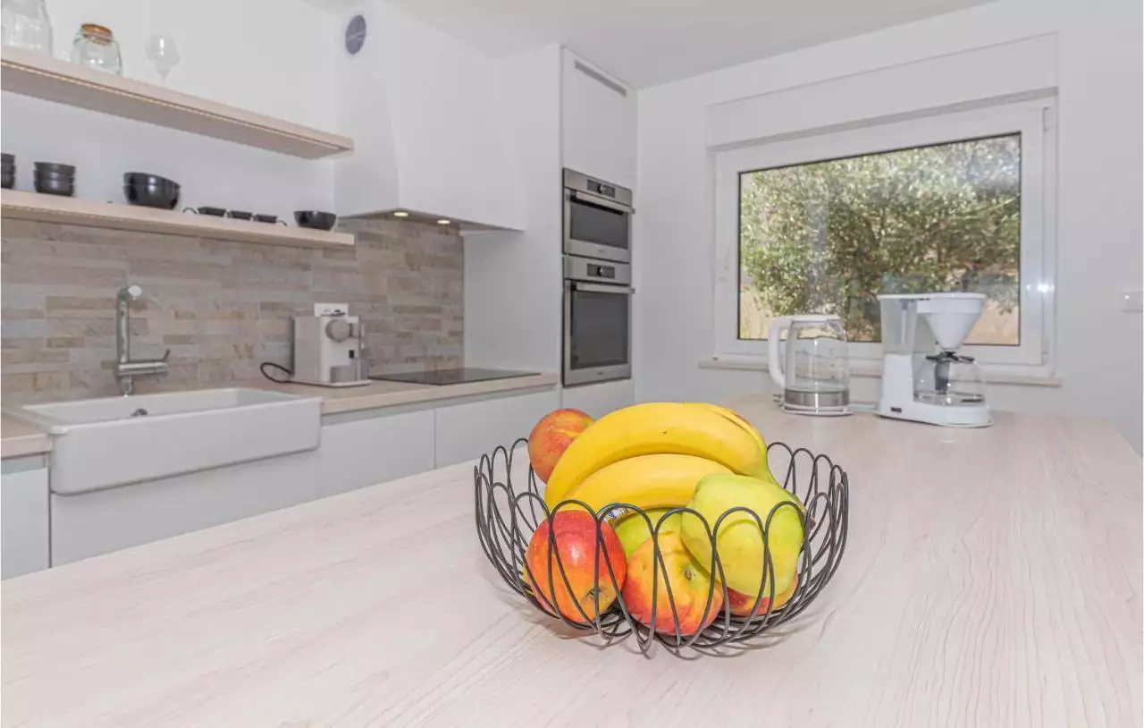 Отель, гостиница 470м² в Хорватии, Шибеник. Стоимостью 1800000€ аренда фото-20
