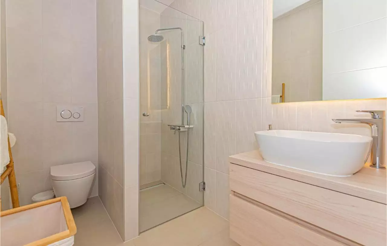 Отель, гостиница 470м² в Хорватии, Шибеник. Стоимостью 1800000€ аренда фото-24
