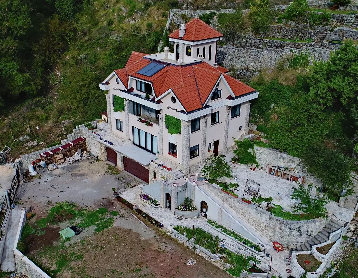 Вилла 392м² в Черногории, Святой Стефан. Стоимостью 1850000€ аренда фото-31