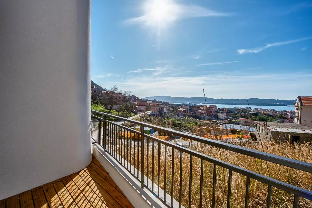 Вилла 180м² в Черногории, Тиват. Стоимостью 550000€ аренда фото-3