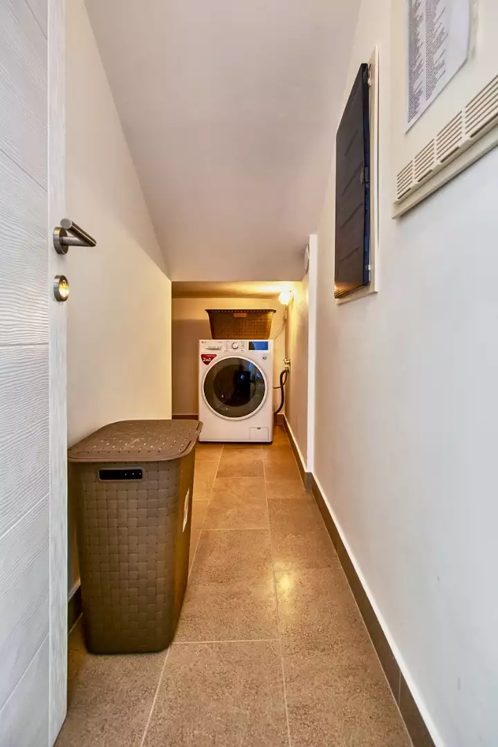 Вилла 180м² в Черногории, Тиват. Стоимостью 550000€ аренда фото-13