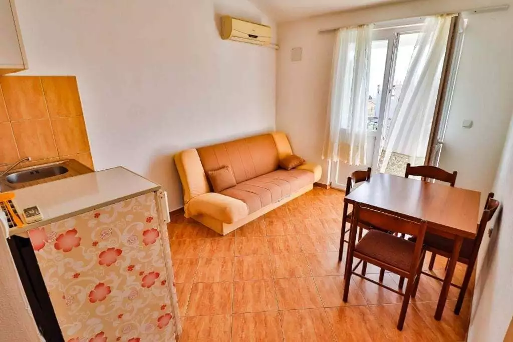 Отель, гостиница 340м² в Черногории, Добра Вода. Стоимостью 300000€ аренда фото-8