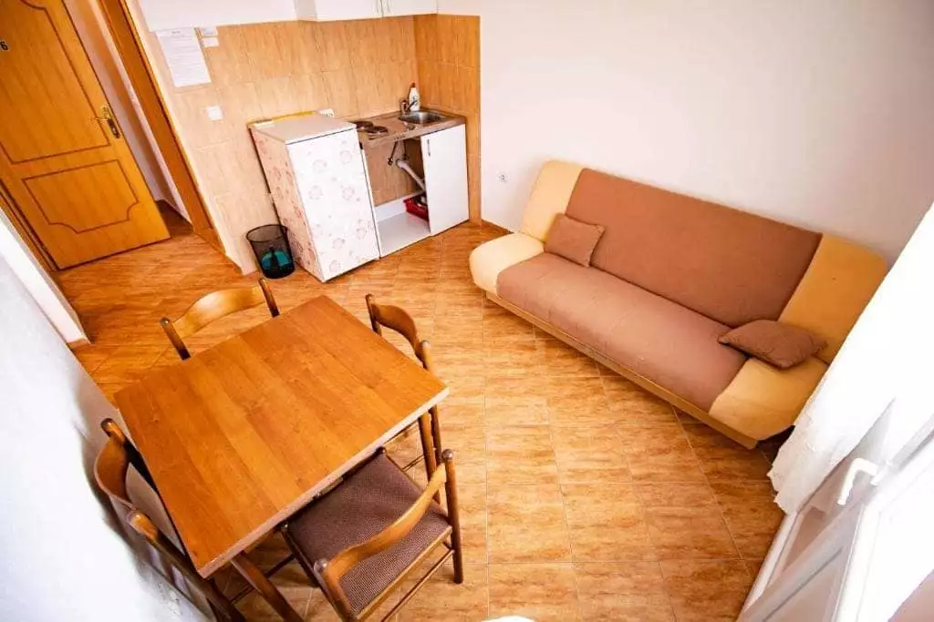 Отель, гостиница 340м² в Черногории, Добра Вода. Стоимостью 300000€ аренда фото-9