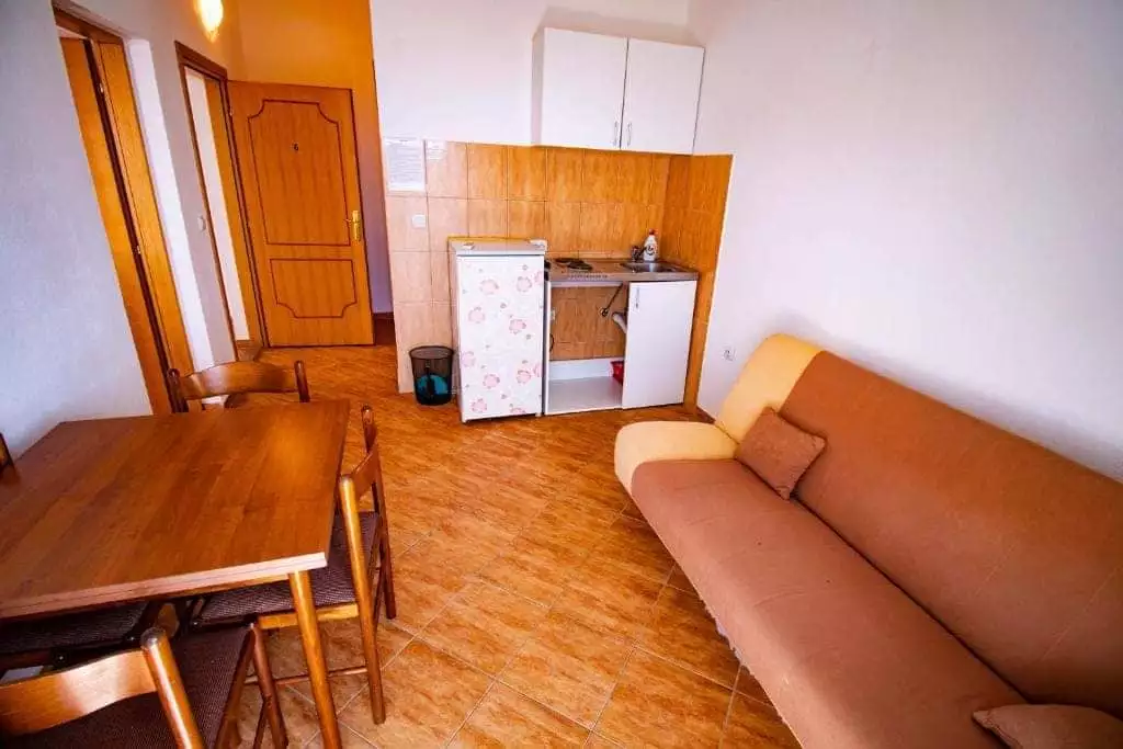 Отель, гостиница 340м² в Черногории, Добра Вода. Стоимостью 300000€ аренда фото-11