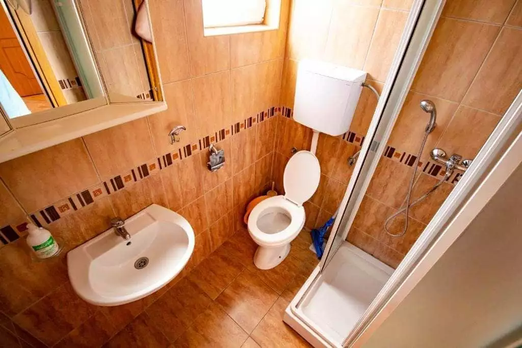 Отель, гостиница 340м² в Черногории, Добра Вода. Стоимостью 300000€ аренда фото-13