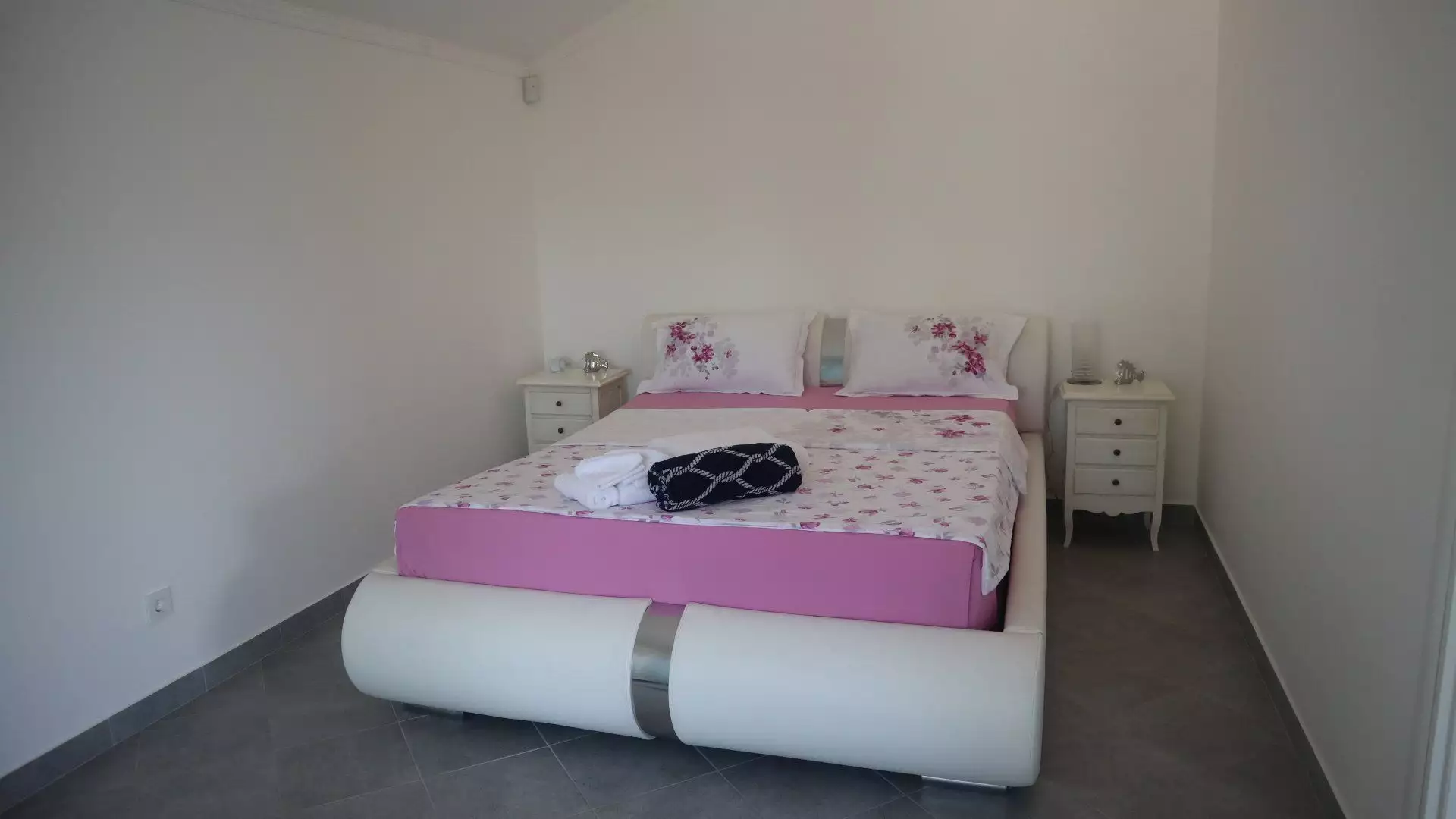 Вилла 224м² в Черногории, Крашичи. Стоимостью 750000€ аренда фото-3