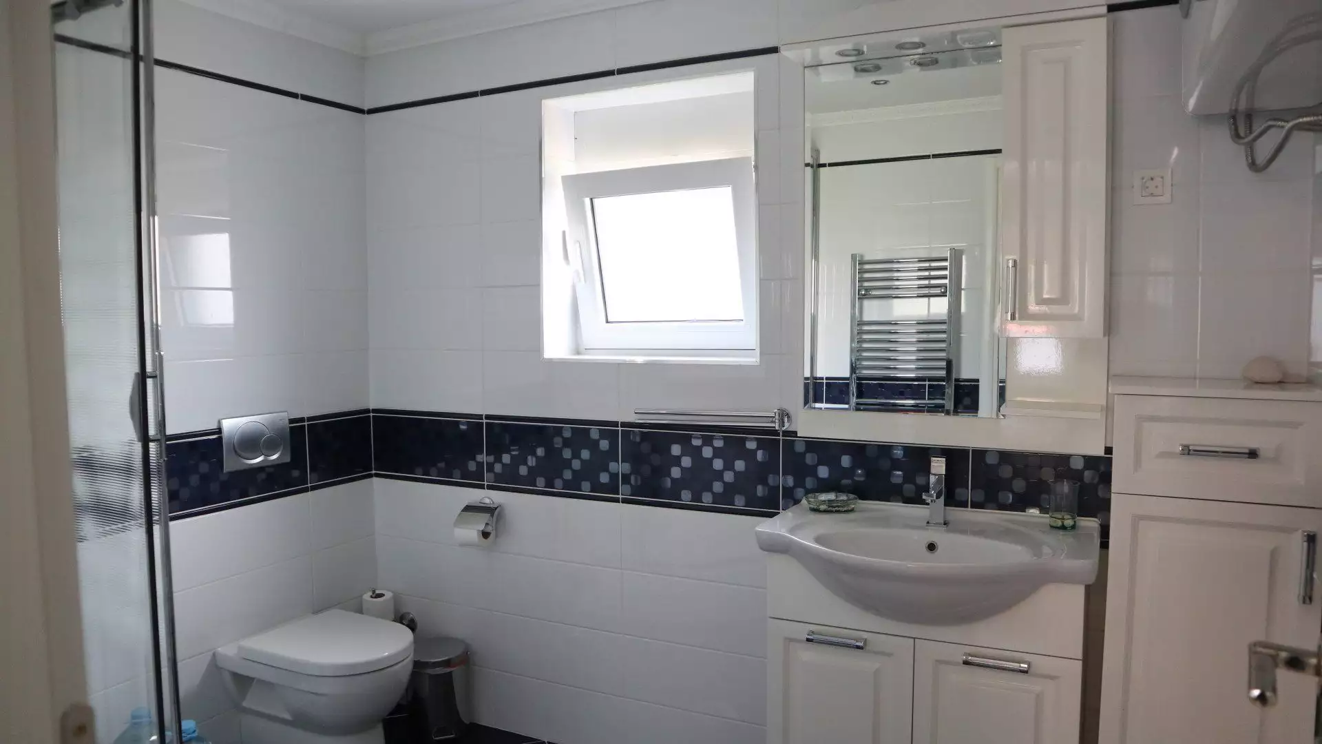 Вилла 224м² в Черногории, Крашичи. Стоимостью 750000€ аренда фото-13