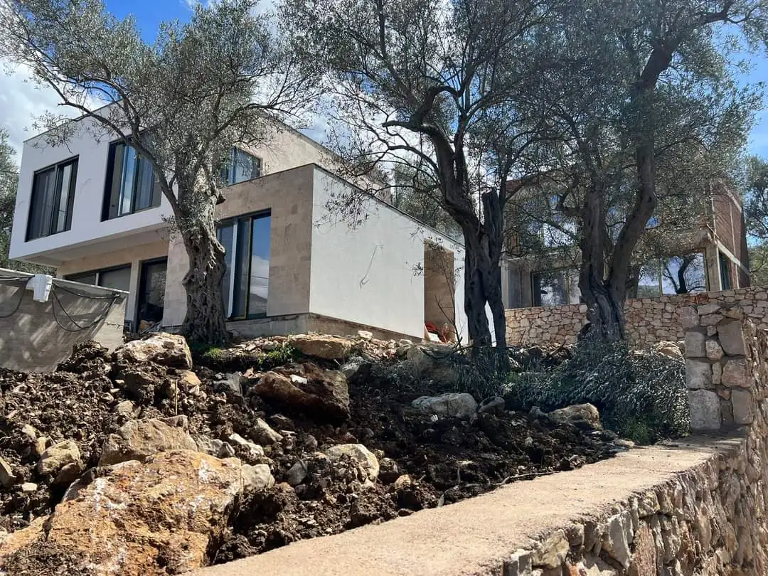 Вилла 183м² в Черногории, Бар. Стоимостью 330000€ аренда фото-1