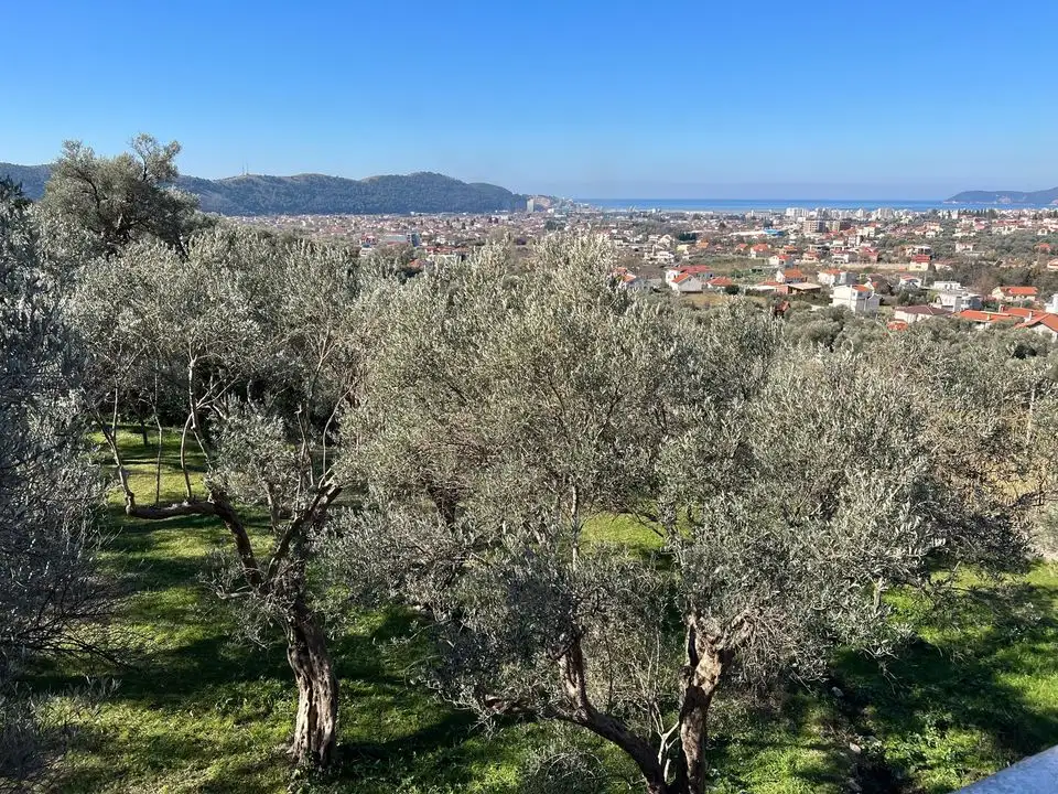 Вилла 183м² в Черногории, Бар. Стоимостью 330000€ аренда фото-9