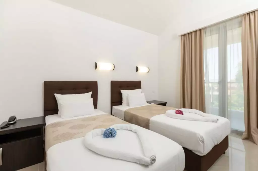 Отель, гостиница 600м² в Черногории, Херцег-Нови. Стоимостью 995000€ аренда фото-4