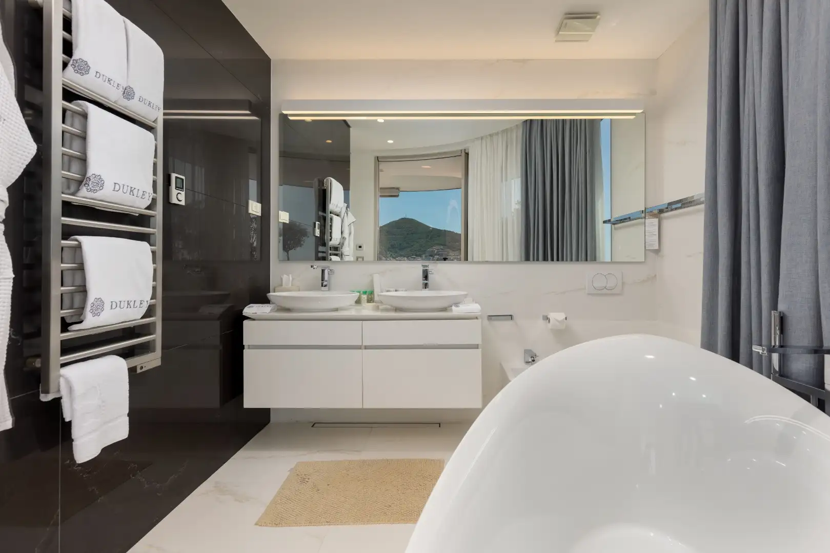 Коттедж 457м² в Черногории, Бечичи. Стоимостью 2500000€ аренда фото-11