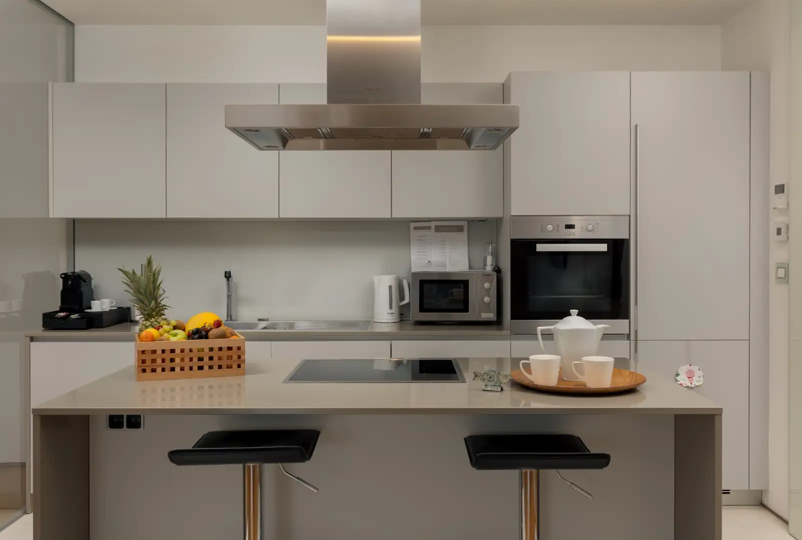 Коттедж 457м² в Черногории, Бечичи. Стоимостью 2500000€ аренда фото-17