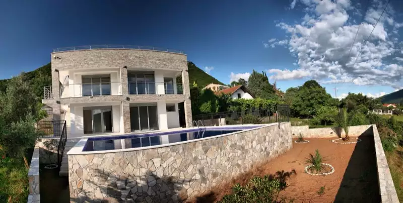 Вилла 267м² в Черногории, Кумбор. Стоимостью 750000€ аренда фото-2