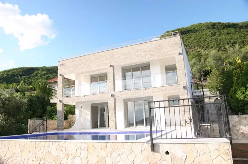 Вилла 267м² в Черногории, Кумбор. Стоимостью 750000€ аренда фото-5
