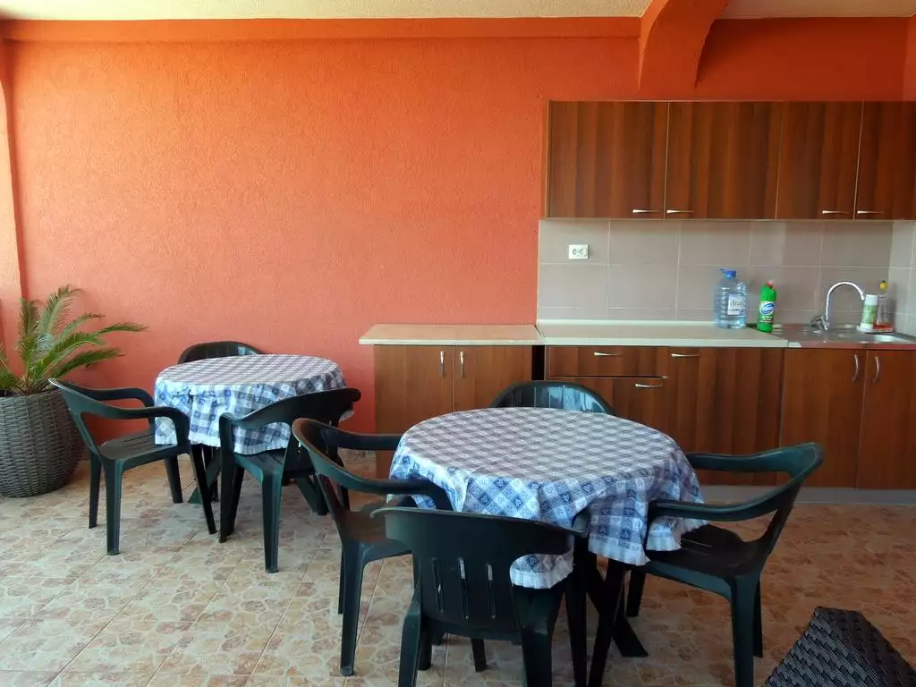 Отель, гостиница 300м² в Черногории, Добра Вода. Стоимостью 320000€ аренда фото-2