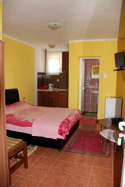 Отель, гостиница 300м² в Черногории, Добра Вода. Стоимостью 320000€ аренда фото-29