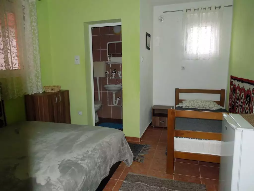 Отель, гостиница 300м² в Черногории, Добра Вода. Стоимостью 320000€ аренда фото-37