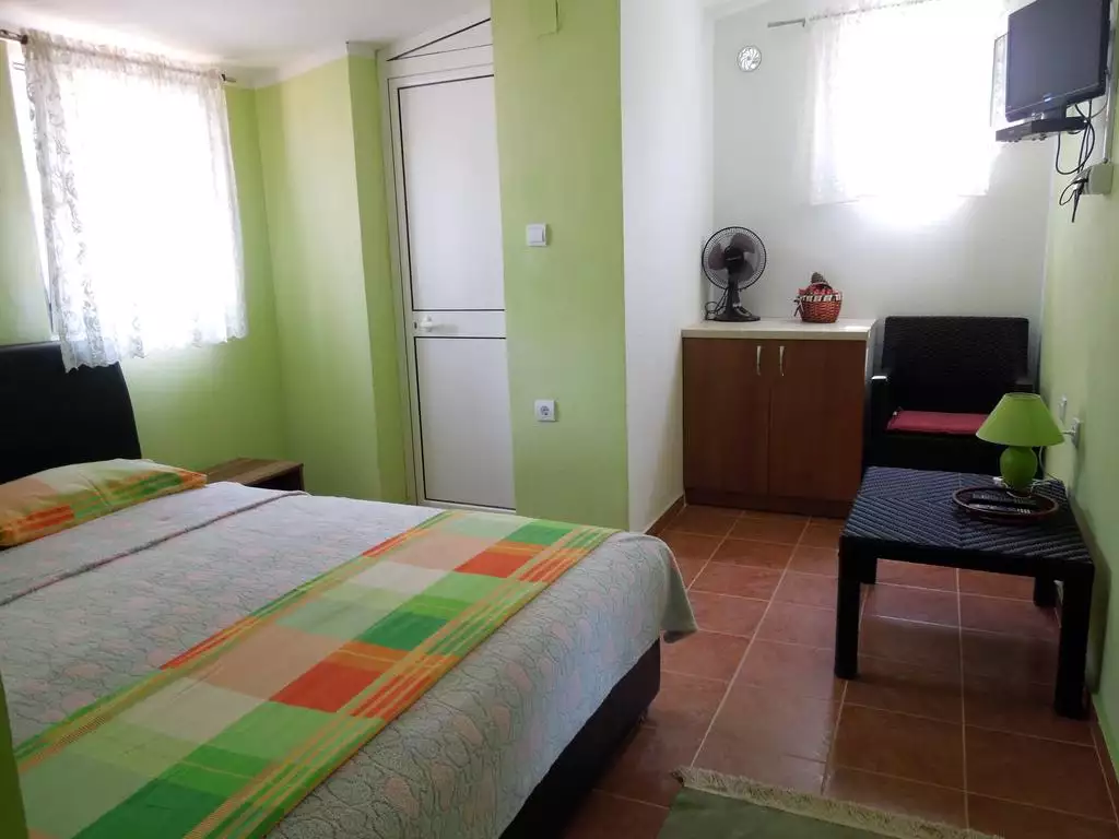 Отель, гостиница 300м² в Черногории, Добра Вода. Стоимостью 320000€ аренда фото-42