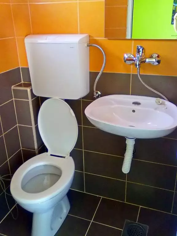 Отель, гостиница 300м² в Черногории, Добра Вода. Стоимостью 320000€ аренда фото-45