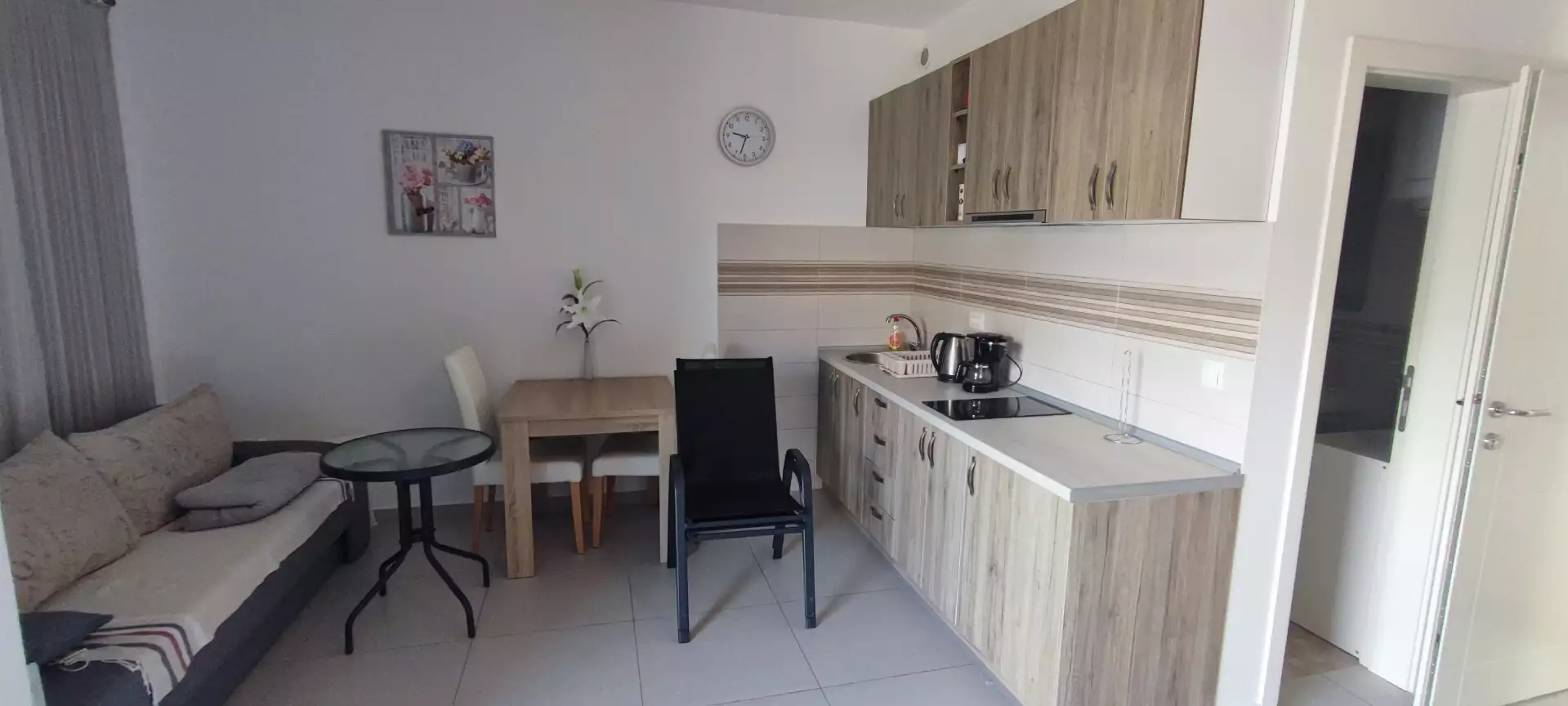 Отель, гостиница 350м² в Черногории, Тиват. Стоимостью 1200000€ аренда фото-23