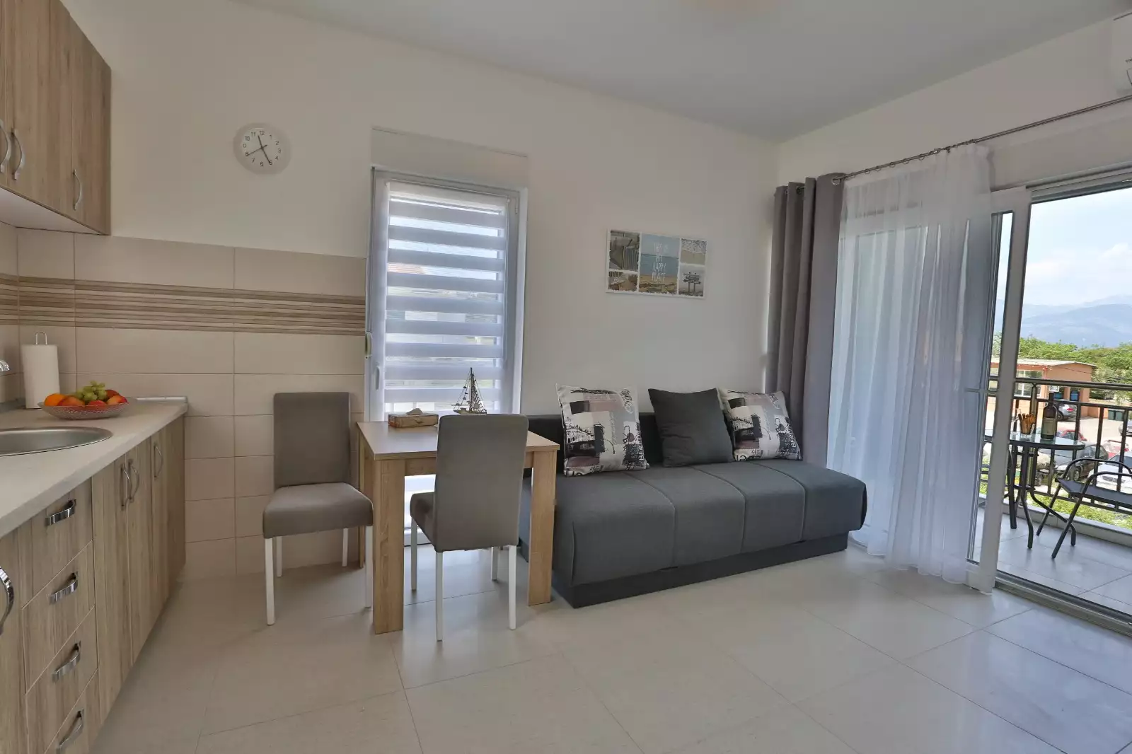 Отель, гостиница 350м² в Черногории, Тиват. Стоимостью 1200000€ аренда фото-28