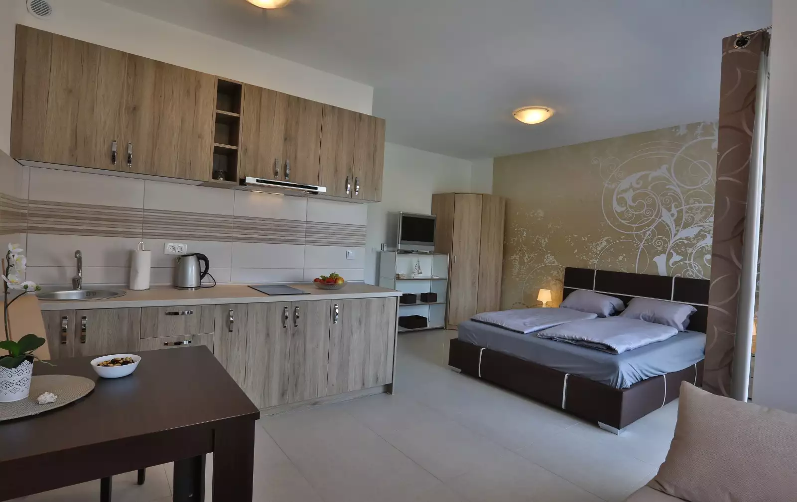 Отель, гостиница 350м² в Черногории, Тиват. Стоимостью 1200000€ аренда фото-48