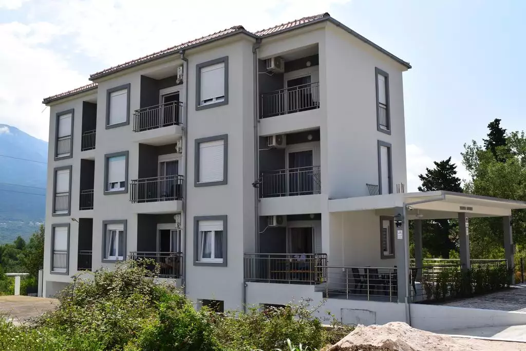 Отель, гостиница 350м² в Черногории, Тиват. Стоимостью 1200000€ аренда фото-57