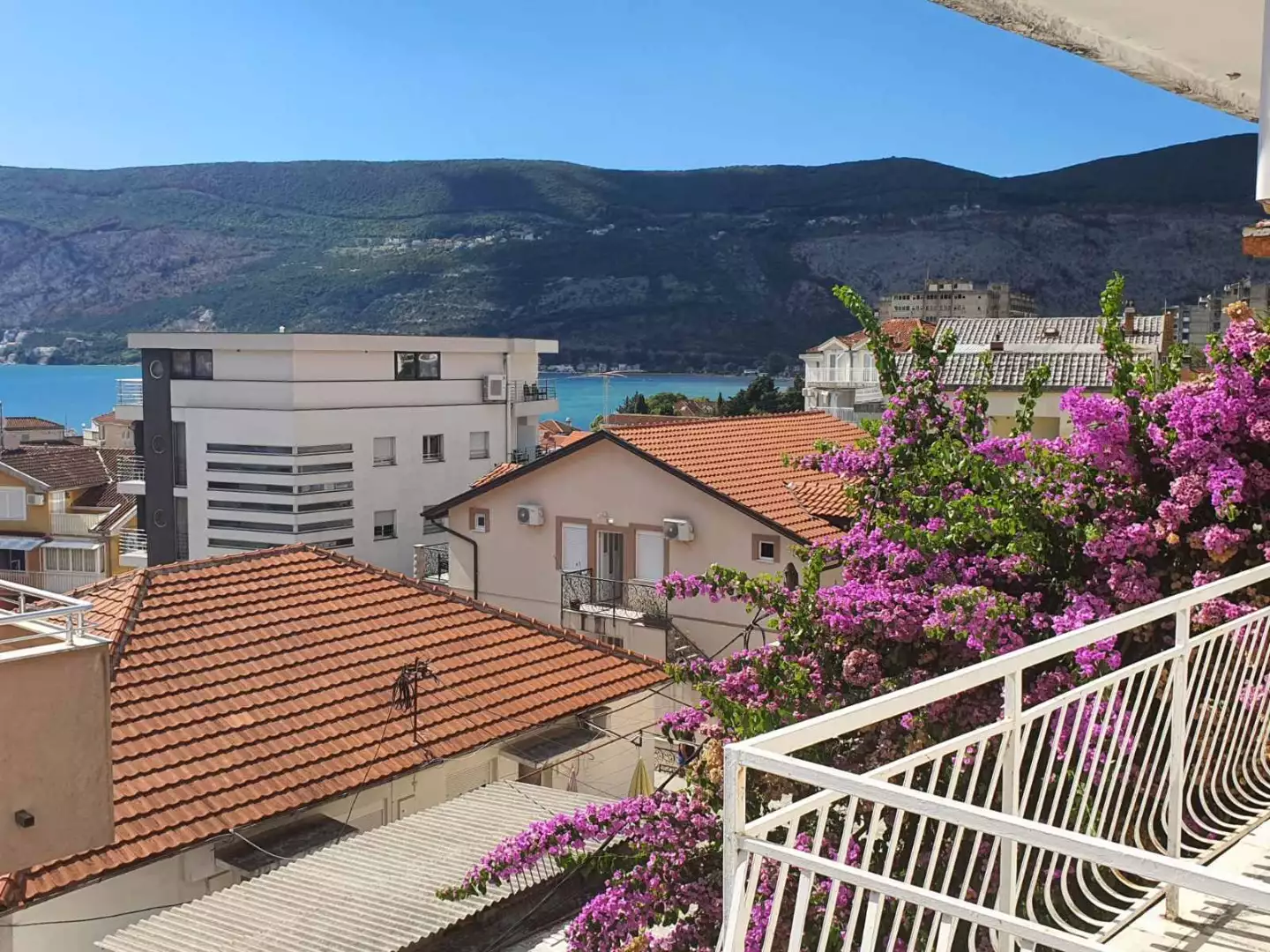 Дом 180м² в Черногории, Игало. Стоимостью 340000€ аренда фото-9