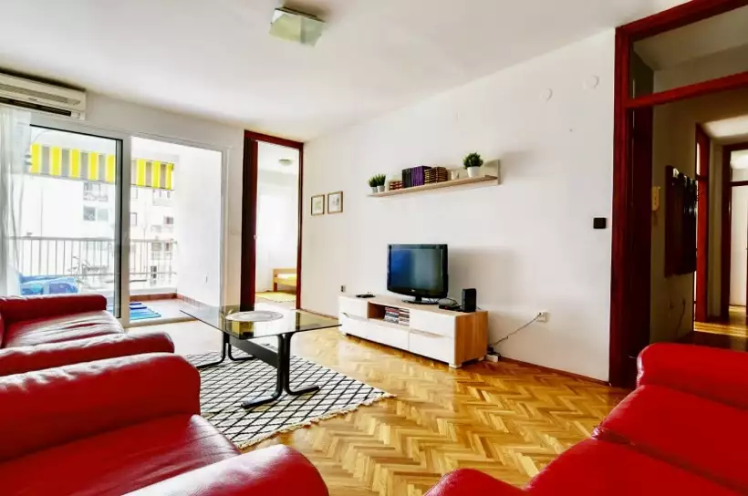 Квартира 103м² в Черногории, Бар. Стоимостью 250000€ аренда фото-1