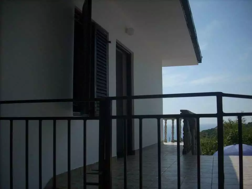 Отель, гостиница 144м² в Черногории, Сутоморе. Стоимостью 110000€ аренда фото-15