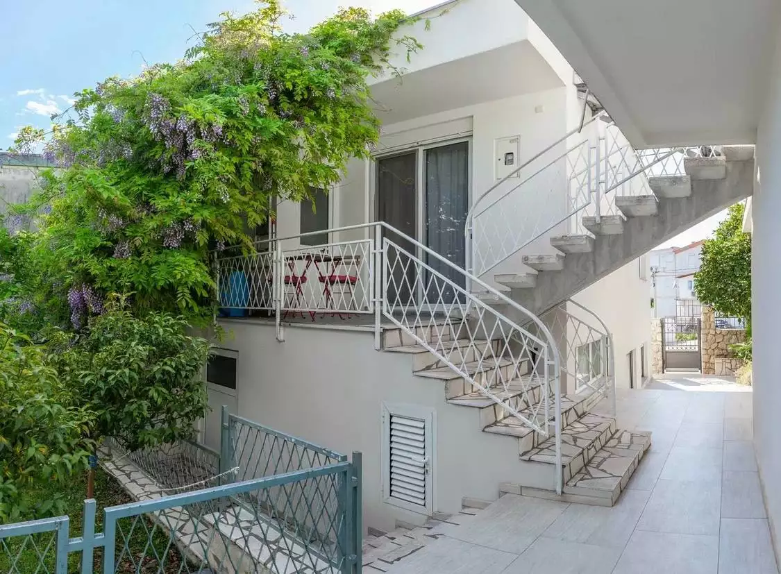 Дом 180м² в Черногории, Бар. Стоимостью 320000€ аренда фото-1