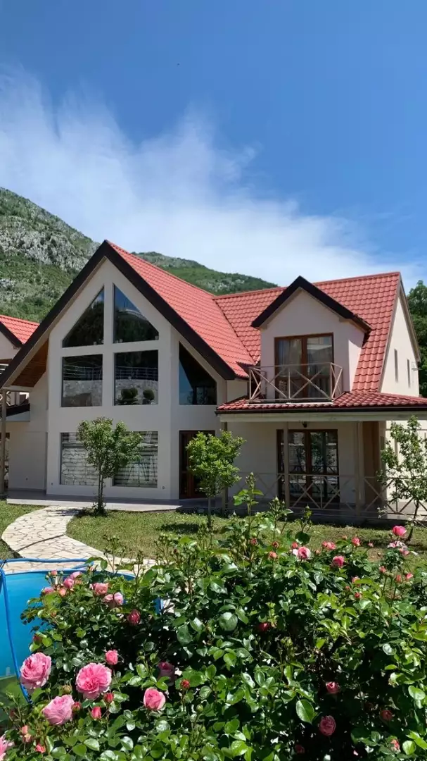Вилла 260м² в Черногории, Бар. Стоимостью 350000€ аренда фото-2