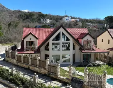 Купить виллу в Черногории 350000€