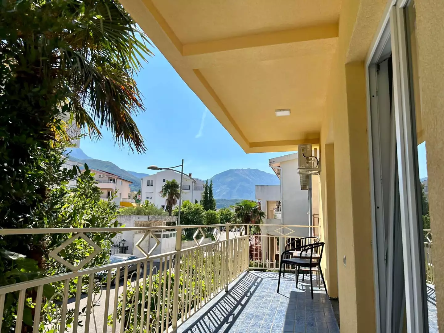 Отель, гостиница 160м² в Черногории, Бар. Стоимостью 380000€ аренда фото-5
