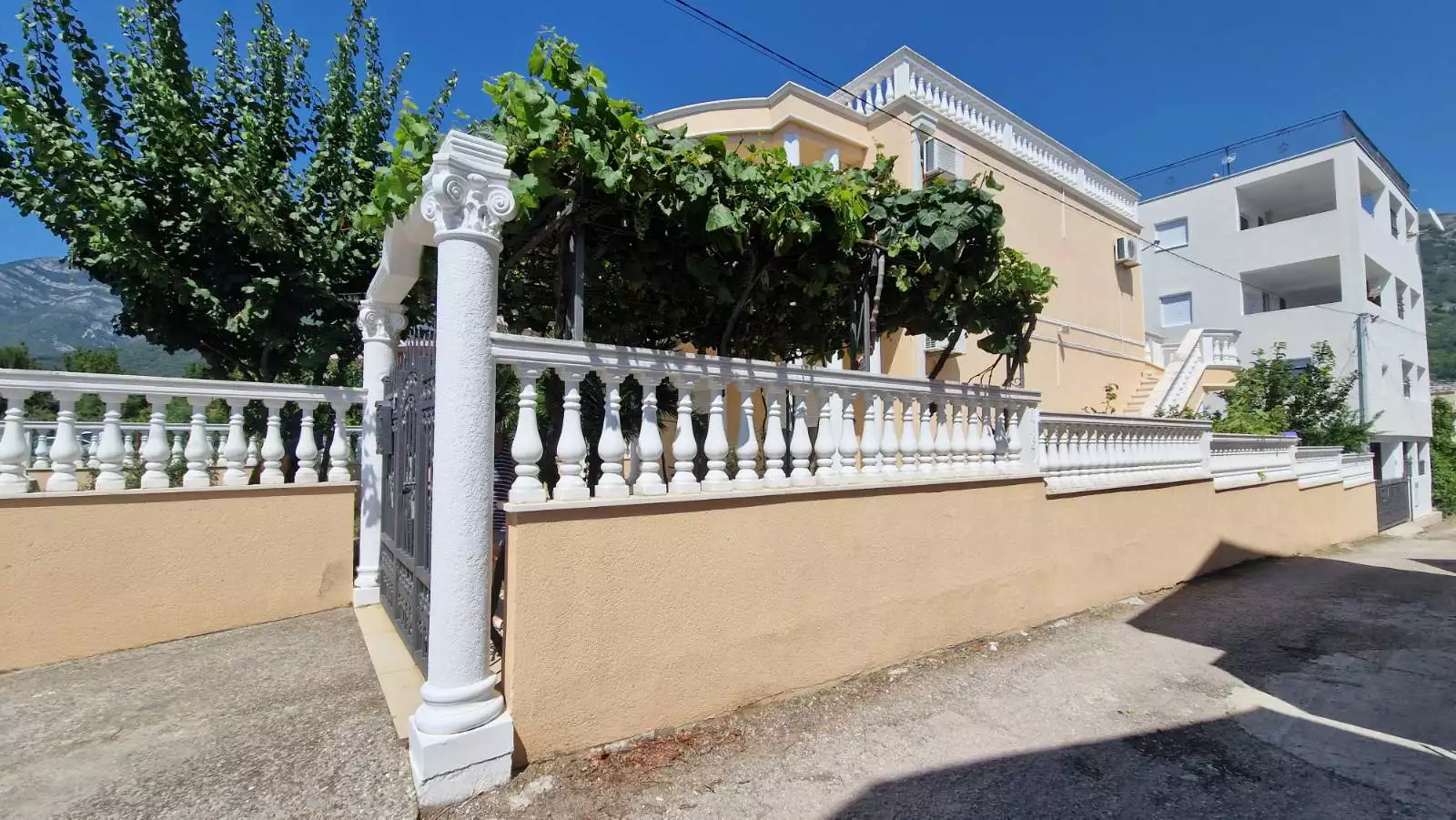 Вилла 194м² в Черногории, Сутоморе. Стоимостью 399000€ аренда фото-5