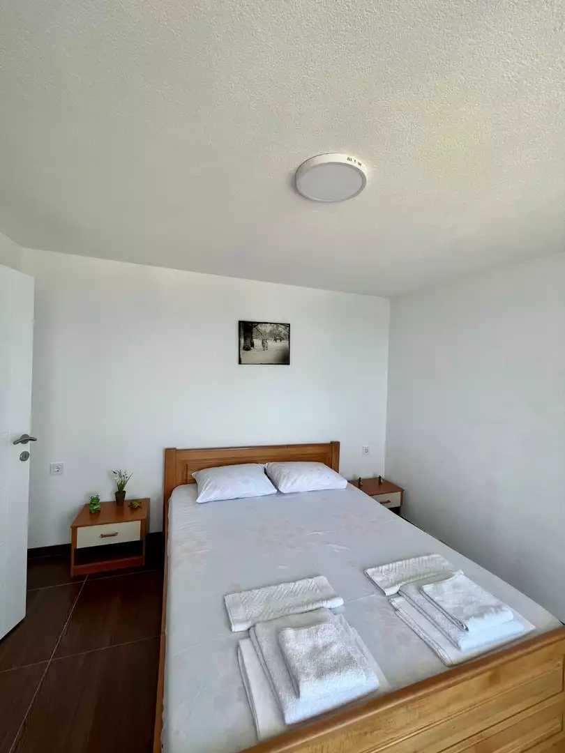 Отель, гостиница 1200м² в Черногории, Добра Вода. Стоимостью 1600000€ аренда фото-6