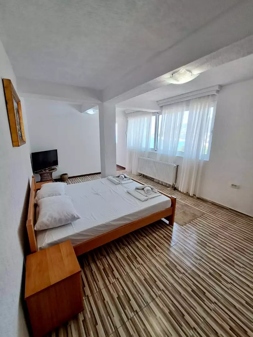 Отель, гостиница 1200м² в Черногории, Добра Вода. Стоимостью 1600000€ аренда фото-20