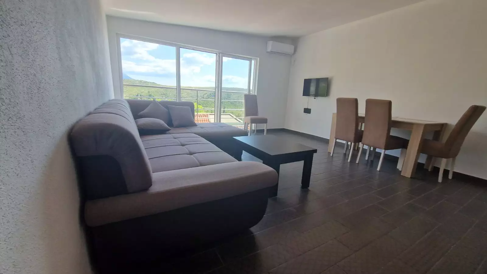 Отель, гостиница 360м² в Черногории, Сутоморе. Стоимостью 315000€ аренда фото-10