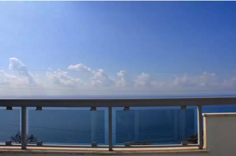 Квартира 240м² в Черногории, Добра Вода. Стоимостью 399000€ аренда фото-2