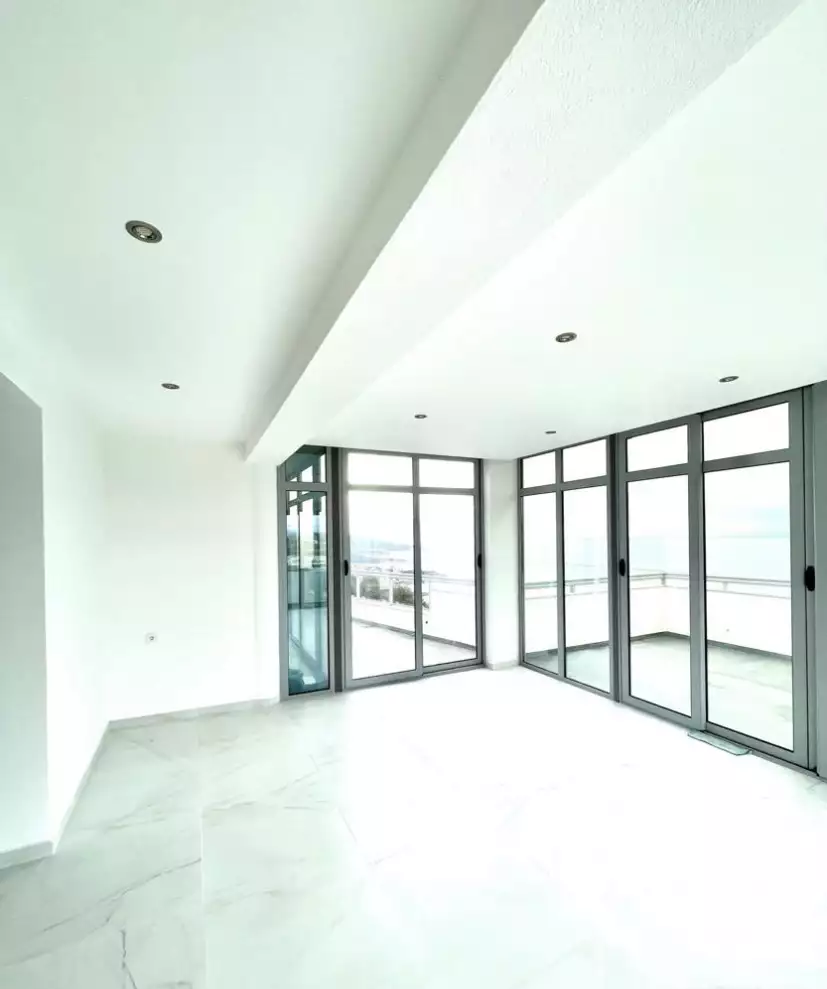 Квартира 240м² в Черногории, Добра Вода. Стоимостью 399000€ аренда фото-11