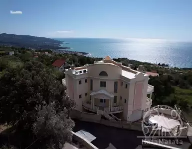 Купить виллу в Черногории 750000€