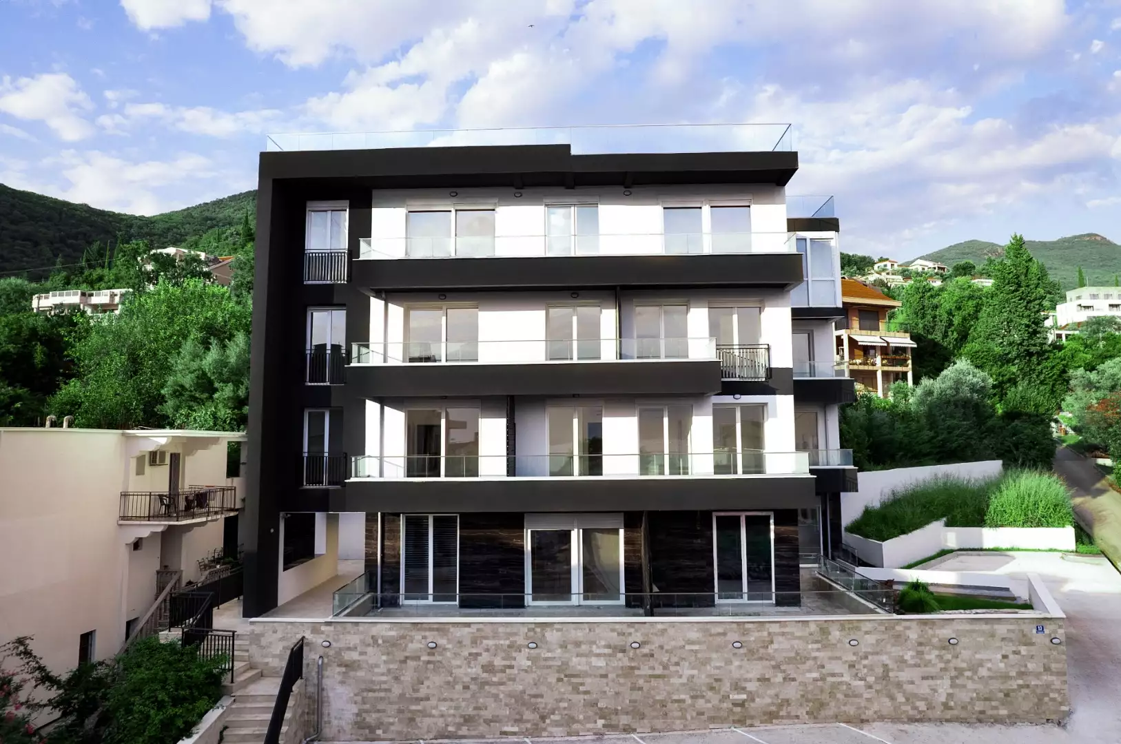 Квартира 47м² в Черногории, Тиват. Стоимостью 178600€ аренда фото-7