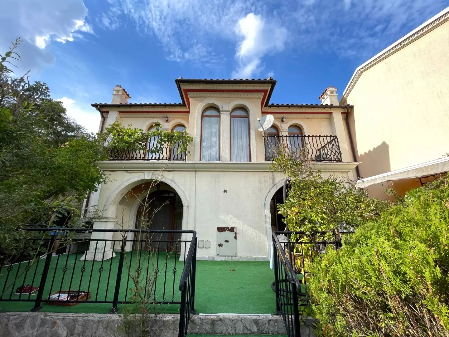 Дом 217м² в Болгарии, Елените. Стоимостью 189000€ аренда фото-1
