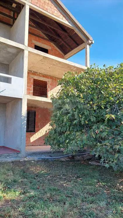 Таунхаус 240м² в Черногории, Бар. Стоимостью 130000€ аренда фото-1