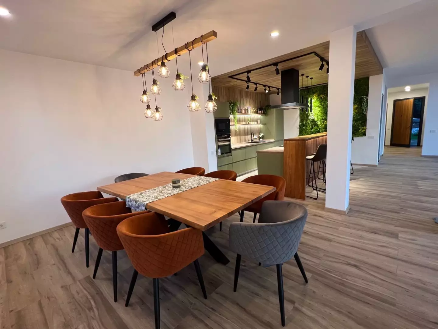 Вилла 480м² в Черногории, Тиват. Стоимостью 1750000€ аренда фото-3